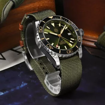 39mm Diver GMT Watch: Enamel Dial & Ceramic Bezel